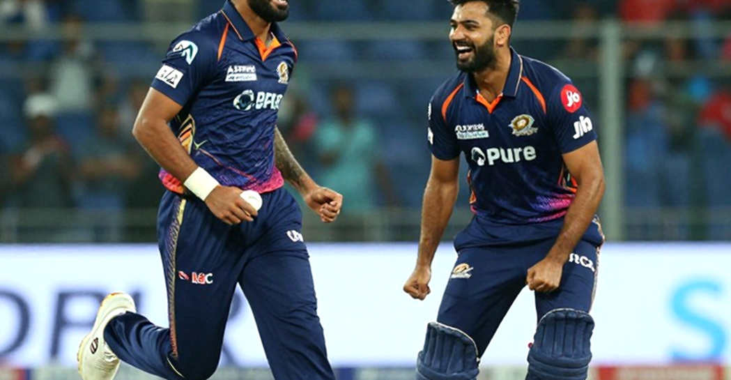 হারারে ৩২৬: হেইলি ম্যাথিউসের কেরিয়ার-সেরা সিরিজের ভেতরে আইসিসি যে সংখ্যাগুলো দেখায়নি