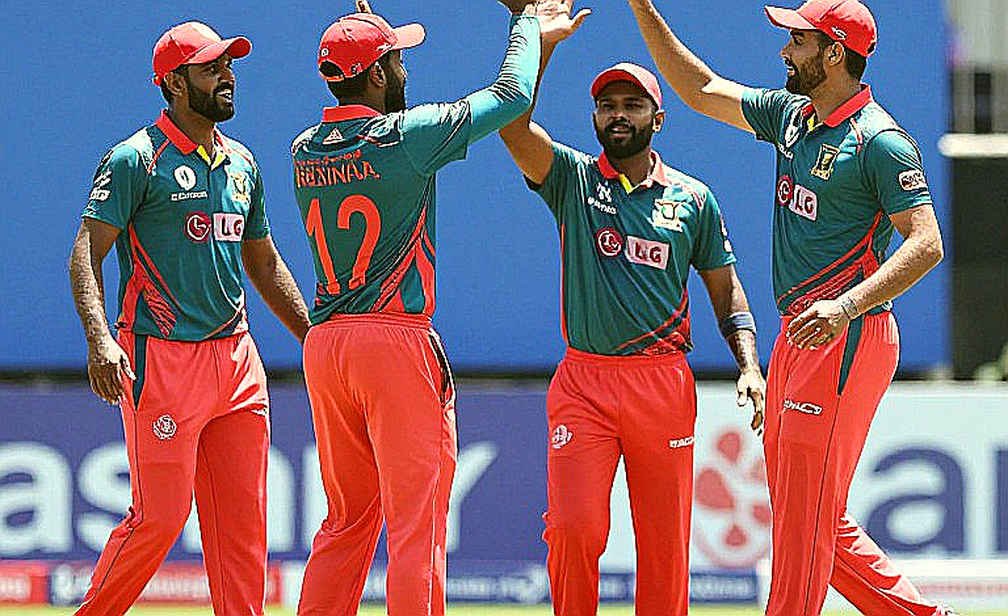 নিলামের হাতুড়ি নয়, ওয়েজ বিলই আসল স্কোরবোর্ড: ক্রিকেটের ট্রান্সফার উইন্ডোতে দাম লেখা থাকে কোথায়
